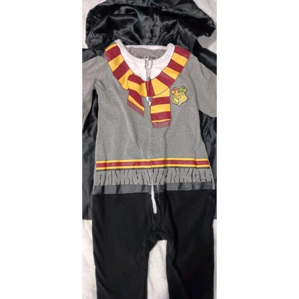 The Wizarding World Of Harry Potter One Piece Baby Sleeper  Outdit With... - Picture 4 of 8